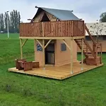Gaviotas مكان تخييم *